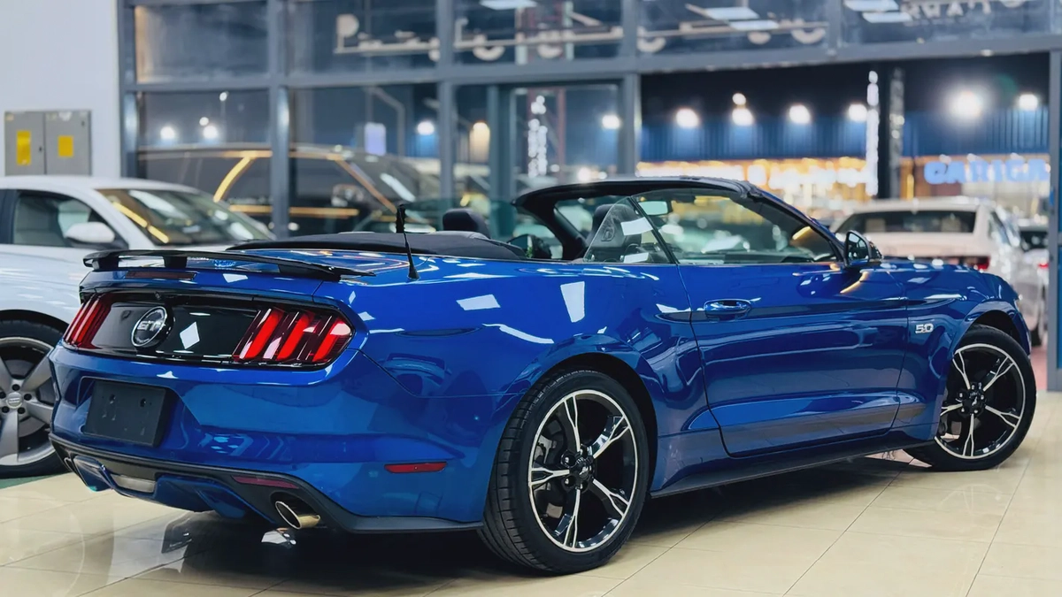 Ford Mustang GT California Special 2017 | 1st Owner | Original Paint | GCC Specs | Full Service Hist-4-4