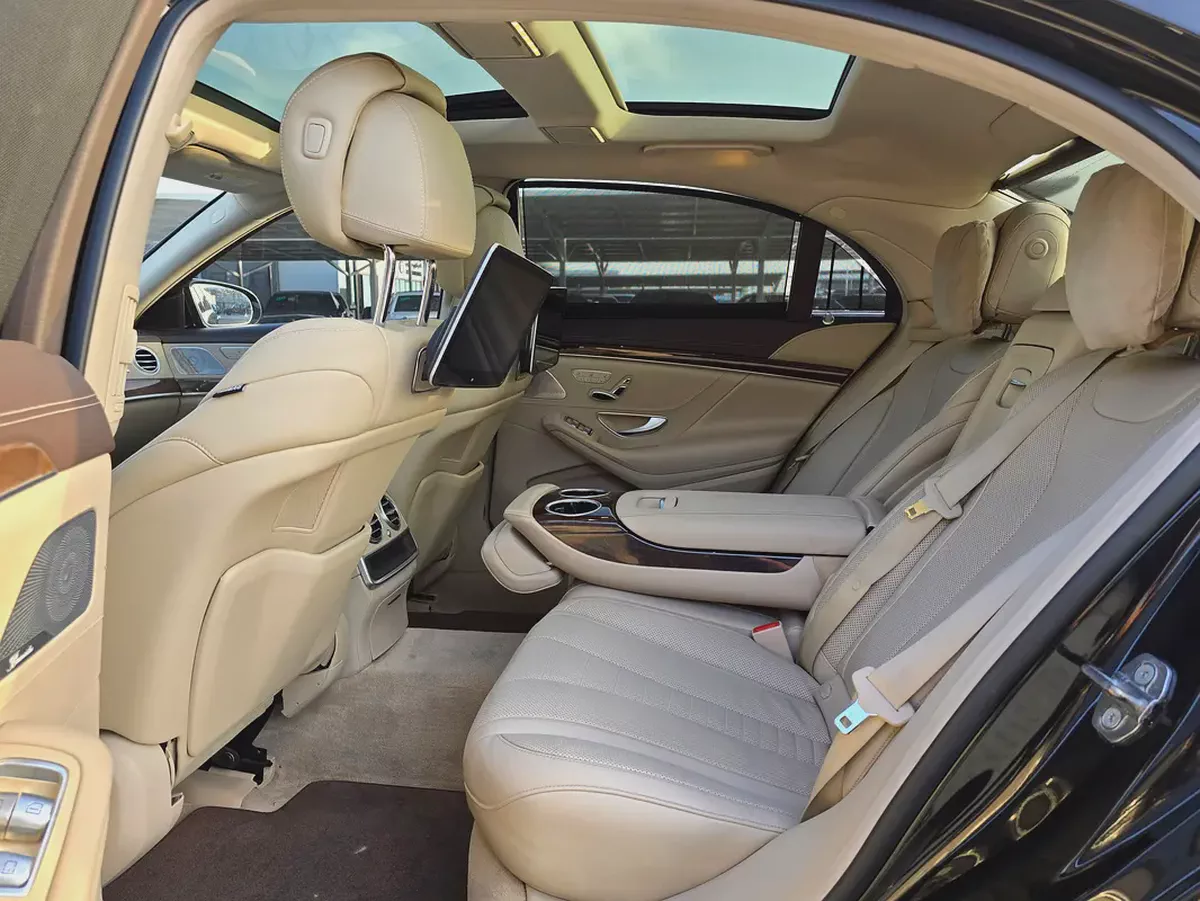 Mercedes-Benz S-Class S 560 2018 - American Specs-11-11