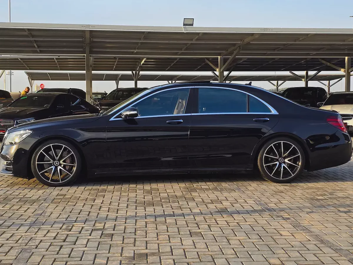 Mercedes-Benz S-Class S 560 2018 - American Specs-4-4