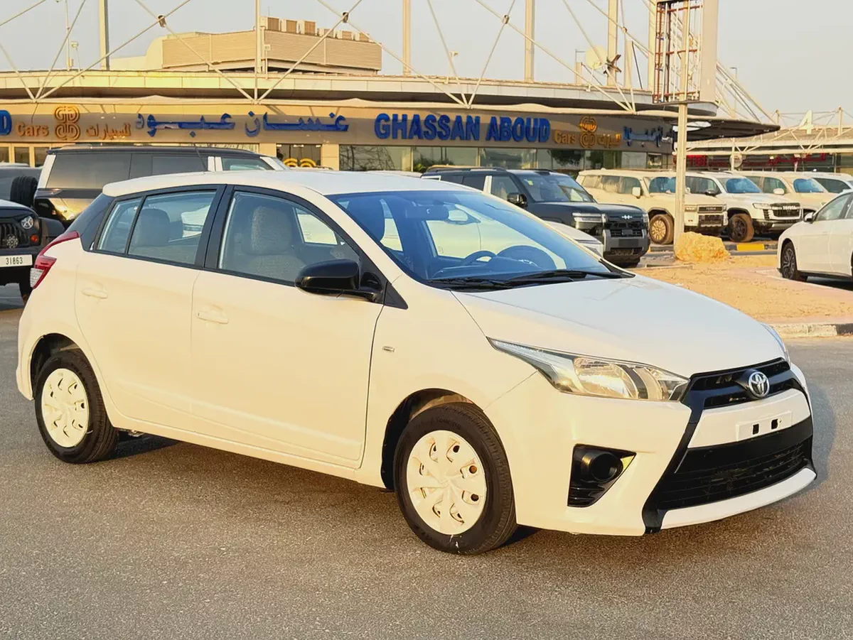 Toyota Yaris 2016 SE GCC Specs- excellent condition.-7-7