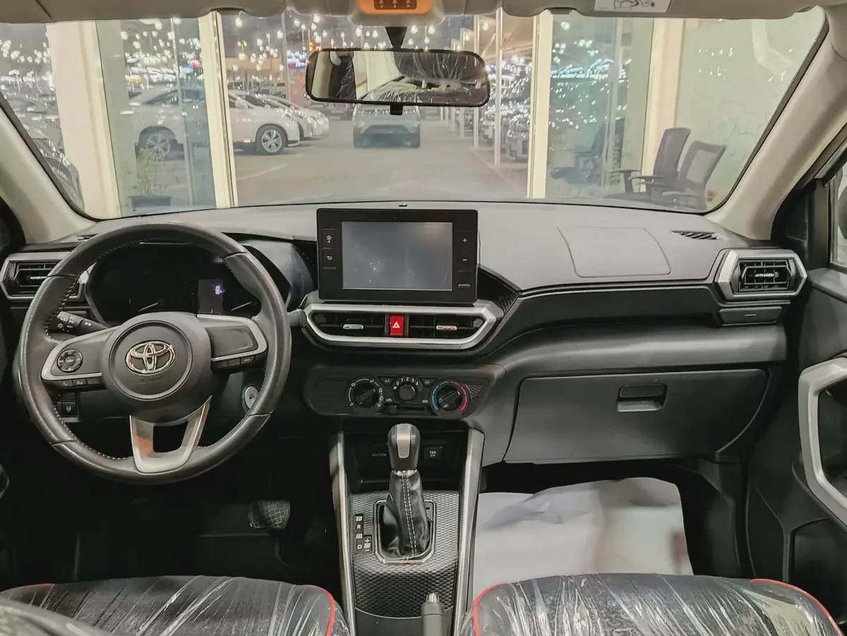 Toyota Raize G 2023 GCC Specs-14-14
