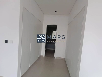 Brand New 4 bedroom villa available for rentin Masaar just in 200k-16