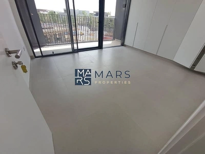 Brand New 4 bedroom villa available for rentin Masaar just in 200k-21