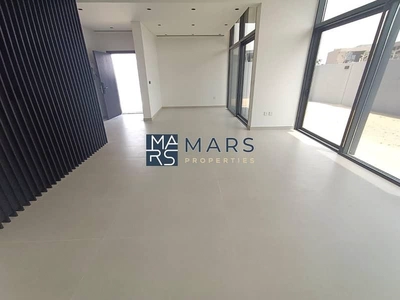 Brand New 4 bedroom villa available for rentin Masaar just in 200k-22