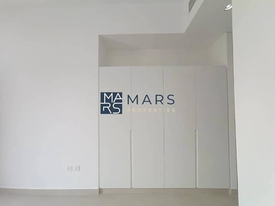 Brand New 4 bedroom villa available for rentin Masaar just in 200k-1