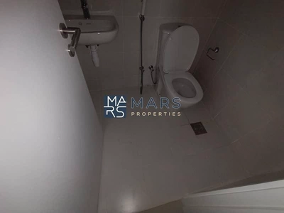 Brand New 4 bedroom villa available for rentin Masaar just in 200k-3