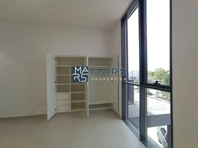 Brand New 4 bedroom villa available for rentin Masaar just in 200k-6