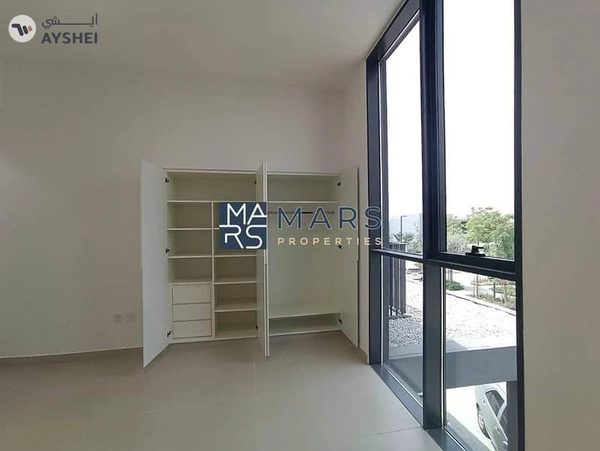 Brand New 4 bedroom villa available for rentin Masaar just in 200k