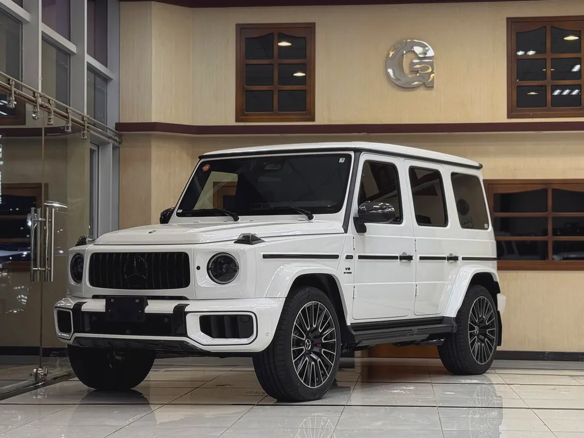 G 63 AMG / CARBON FIBER EDITION / FULL OPTION