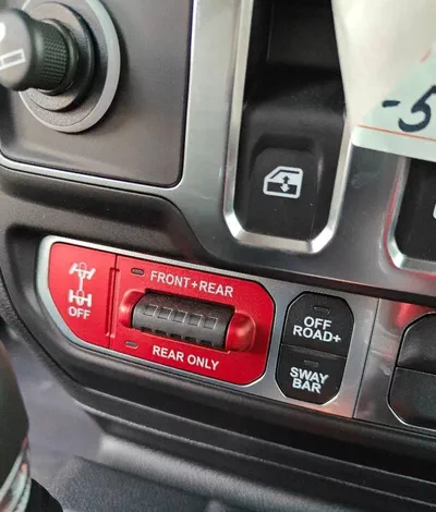 2026 Jeep Wrangler – Blue Edition-4