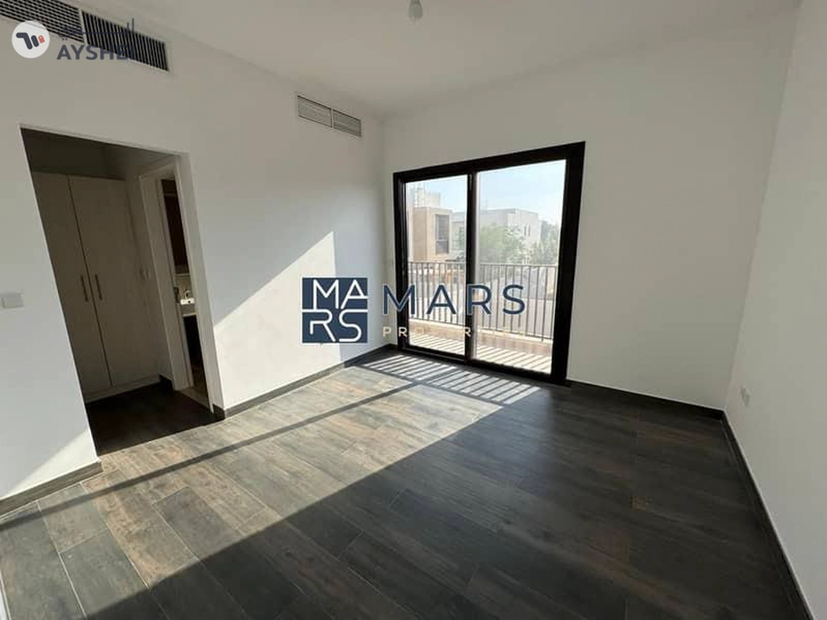 4 BR Corner Villa | Luxury Community | Best Price | Ready to Move In