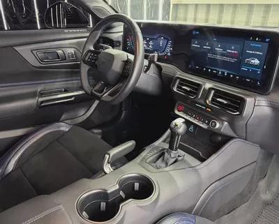 5.0 L V8  | GCC | Low Mileage | Al Tayer Warranty & Service 2029 | AL Tayer Full Service History-14
