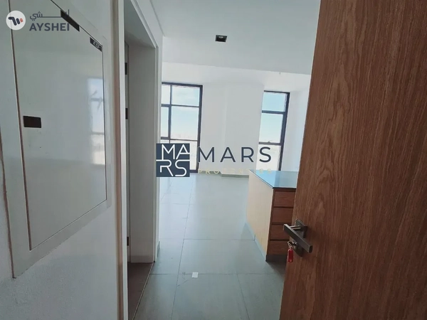 Brand New Unit | Big Layout | Modern