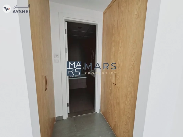 Brand New Unit | Big Layout | Modern