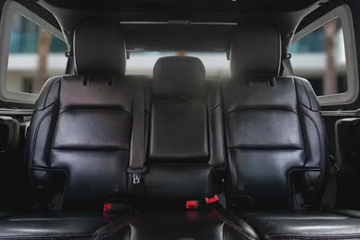 2,879 P.M | Wrangler Unlimited Rubicon | 0% Downpayment | Original Jeep Accessories and Upgrades!-11