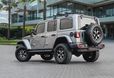 2,879 P.M | Wrangler Unlimited Rubicon | 0% Downpayment | Original Jeep Accessories and Upgrades!-2