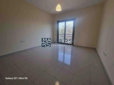 Luxury 4 bedroom villa available for rent in Al Zahia just in 200k-14