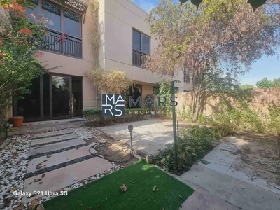 Luxury 4 bedroom villa available for rent in Al Zahia just in 200k-0