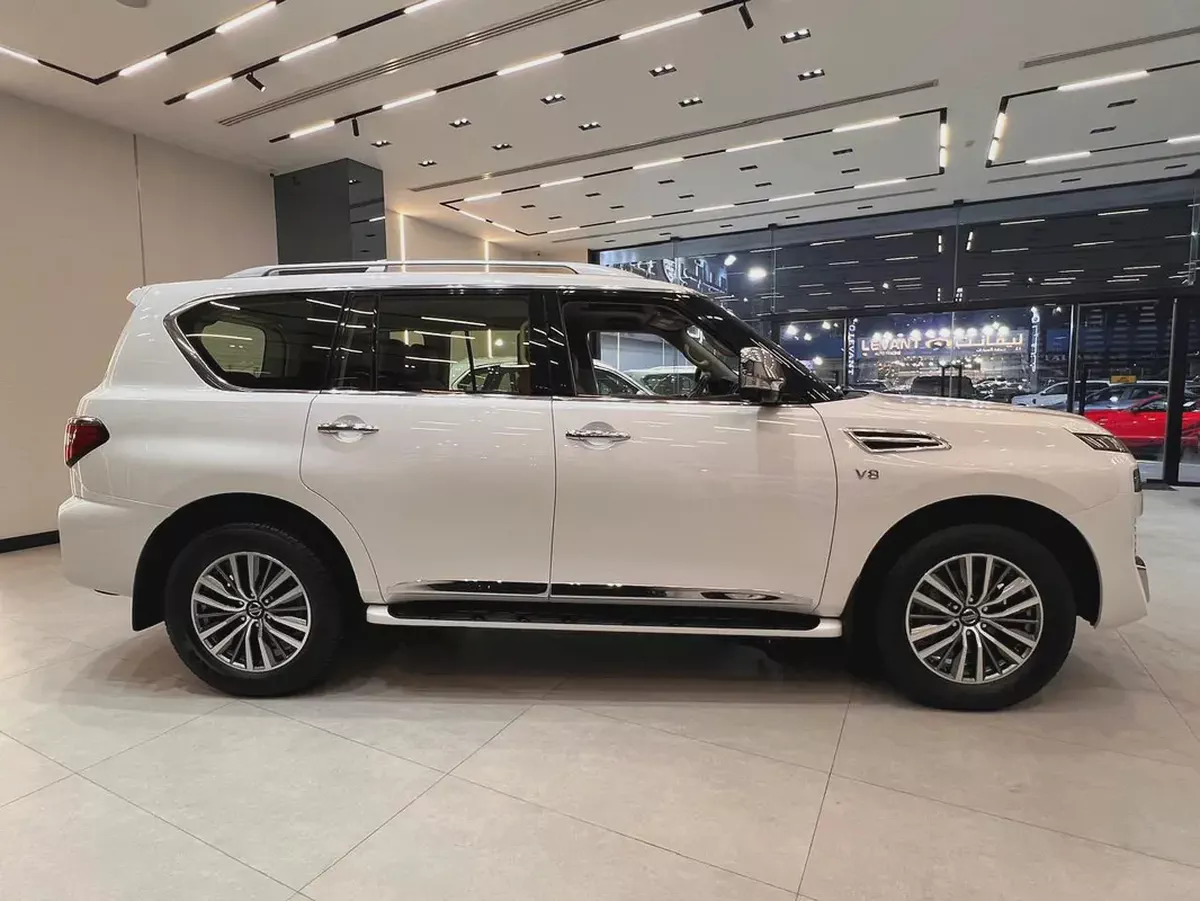 !! 2021 !! Nissan |  Patrol LE Platinum City | GCC | Pristine Condition-4-4