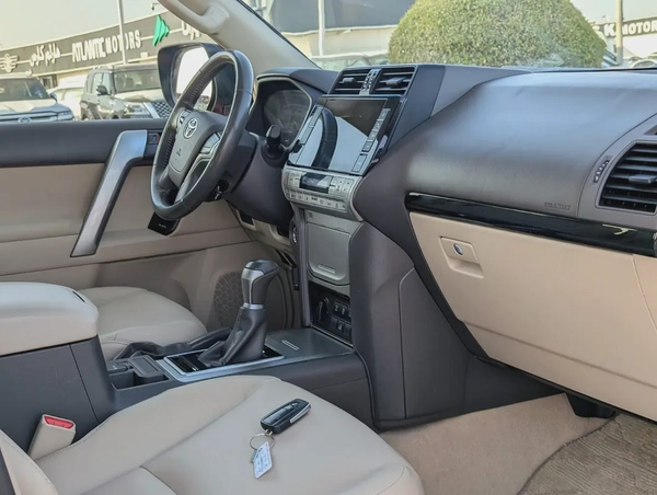 TOYOTA PRADO 2022 TXL TOP FULL OPTION GCC IN EXCELLENT CONDITION