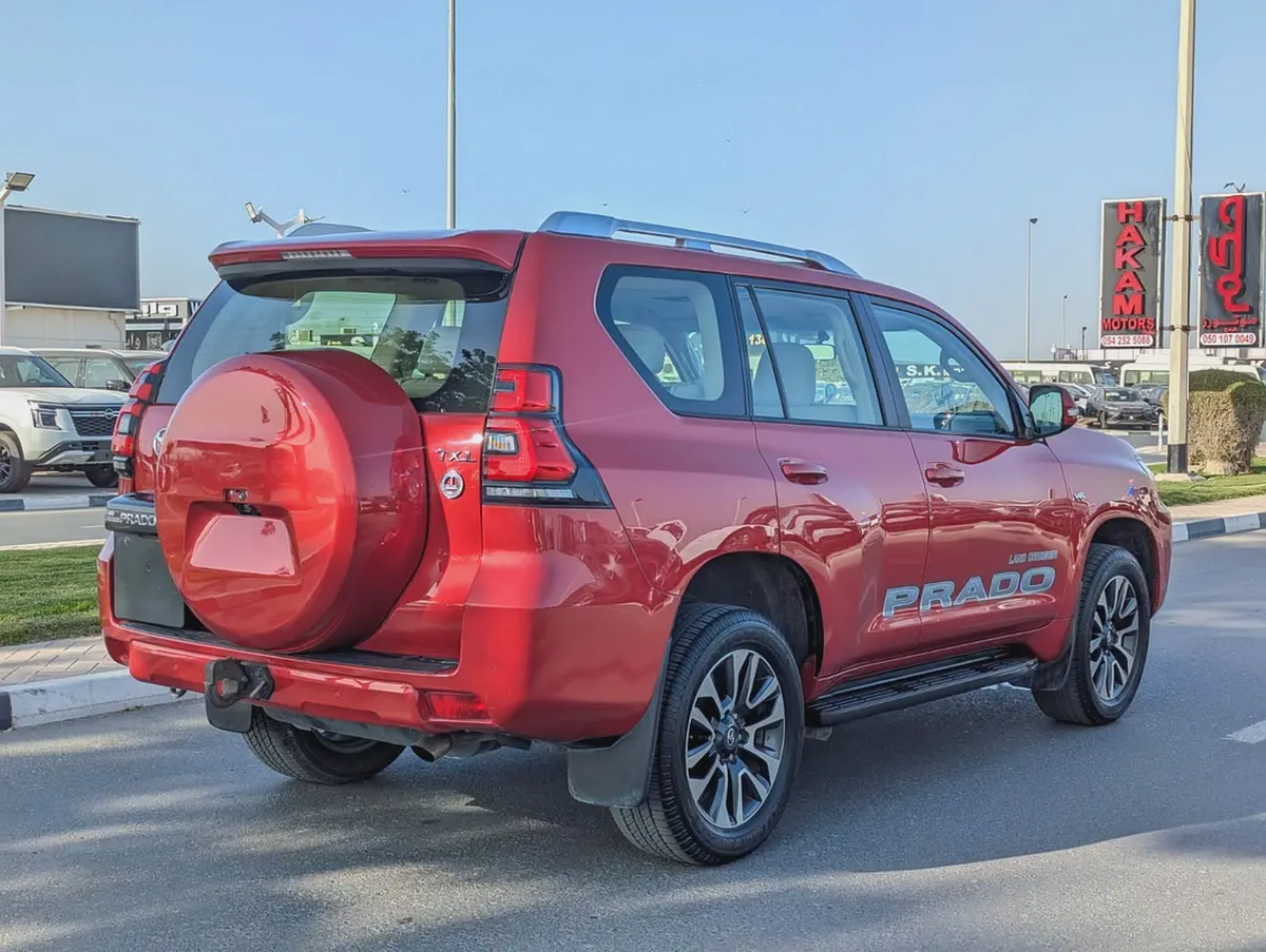 TOYOTA PRADO 2022 TXL TOP FULL OPTION GCC IN EXCELLENT CONDITION-12-12