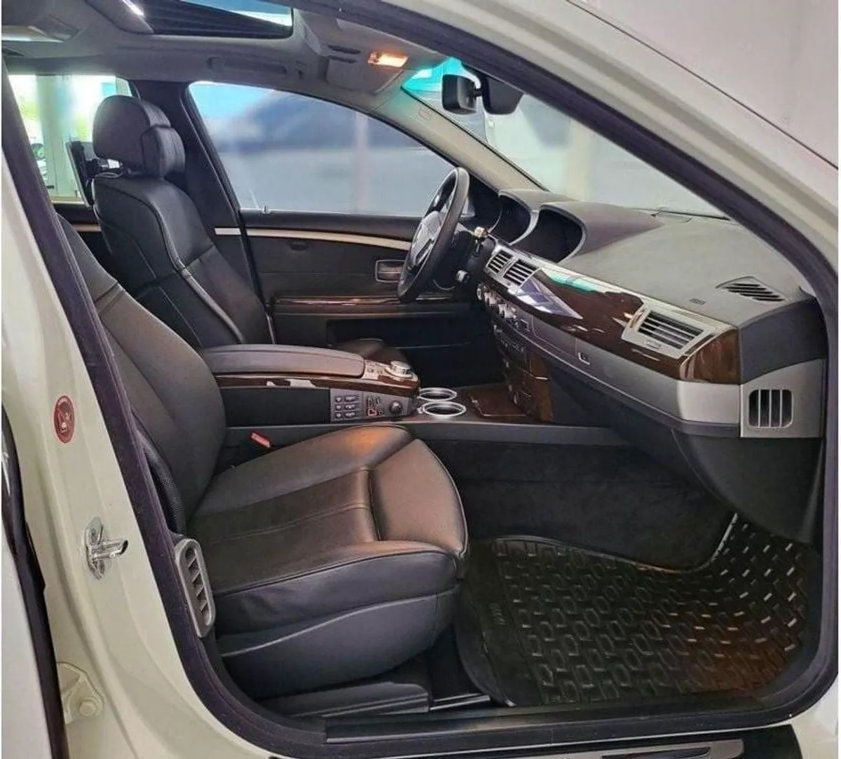 BMW 750Li STANDARD STD AC SCHNITZER 4.8L-8CYL  - SINGLE OWNER MAINTAINED-6-0