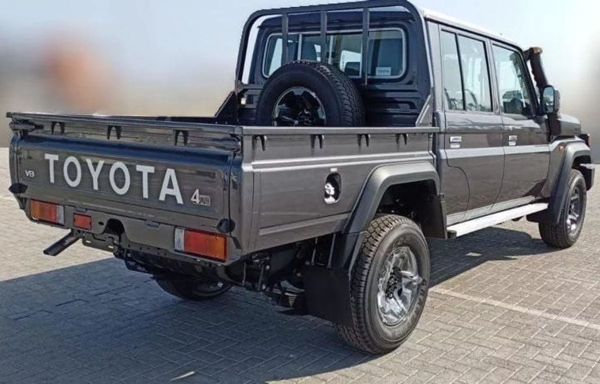 Toyota Land Cruiser Pick Up TOYOTA LAND CRUISER LC79 4.2L V6-3-0