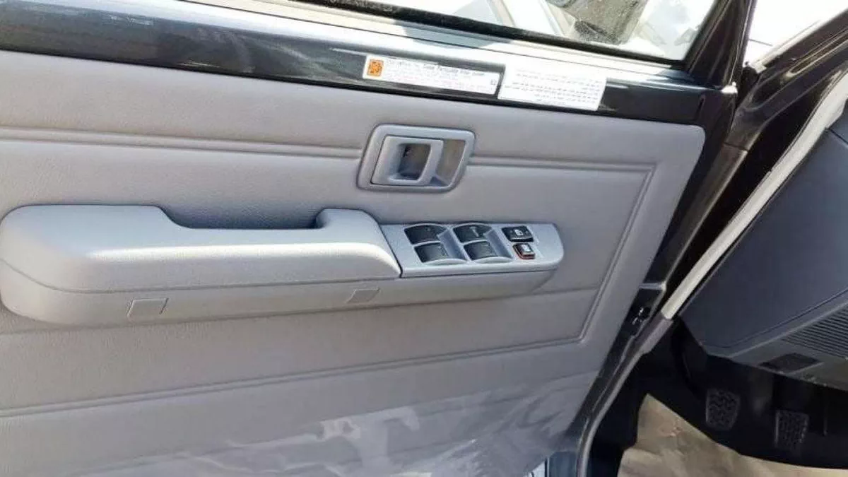 Toyota Land Cruiser Pick Up TOYOTA LAND CRUISER LC79 4.2L V6-6-0