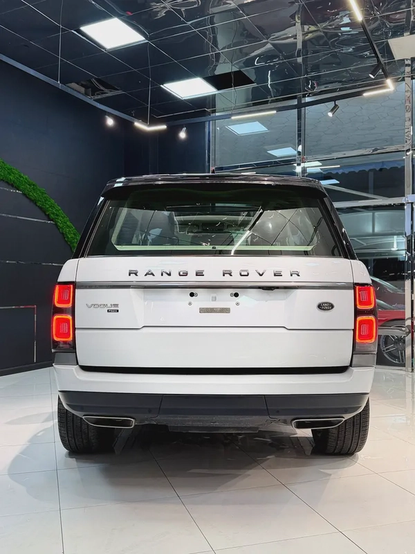 Land Rover Range Rover Vogue Supercharged 2020 - European Specs