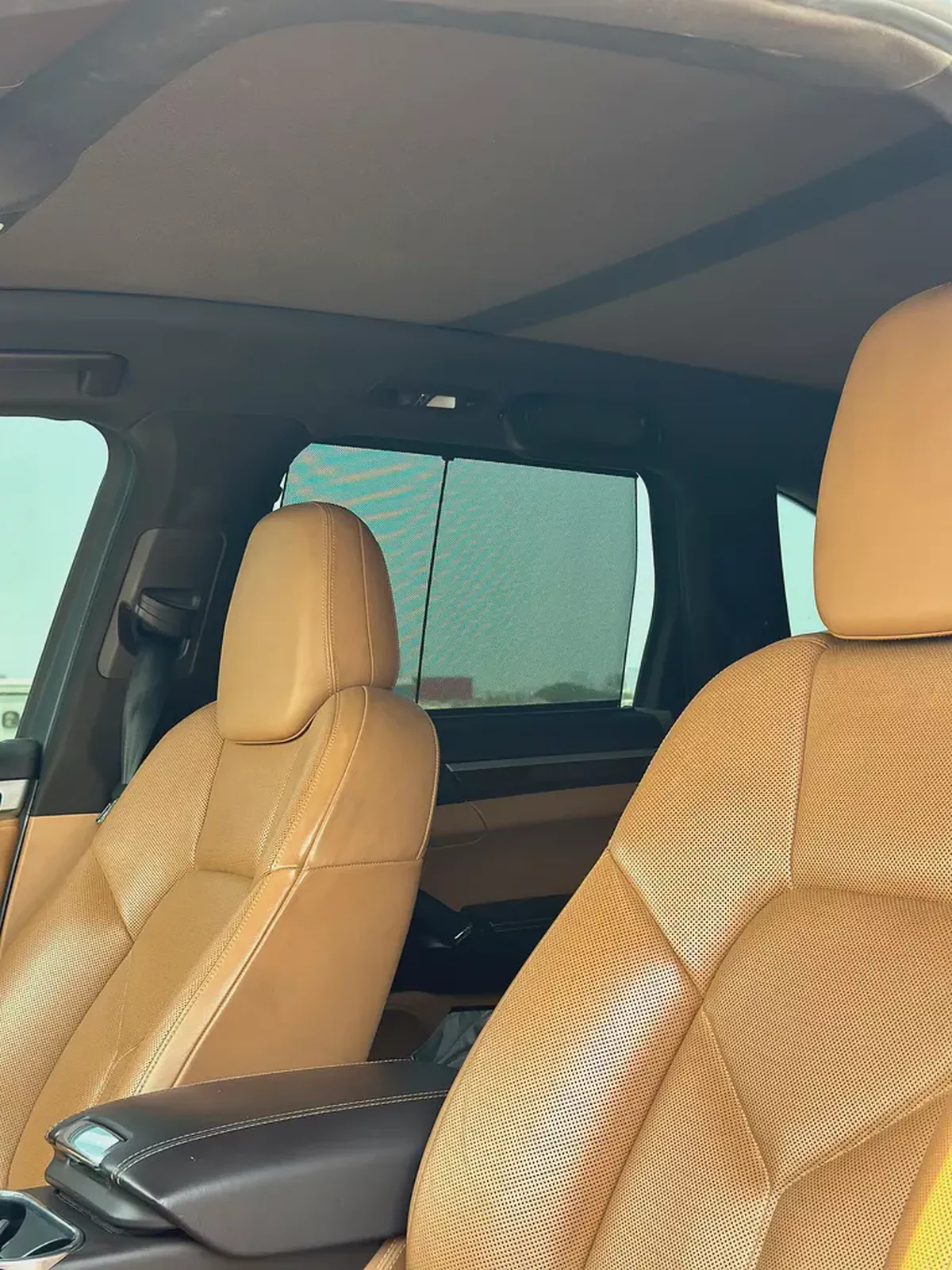 2014 Porsche Cayenne Hybrid | GCC Specs | 139,000 km | Excellent Condition-9-9