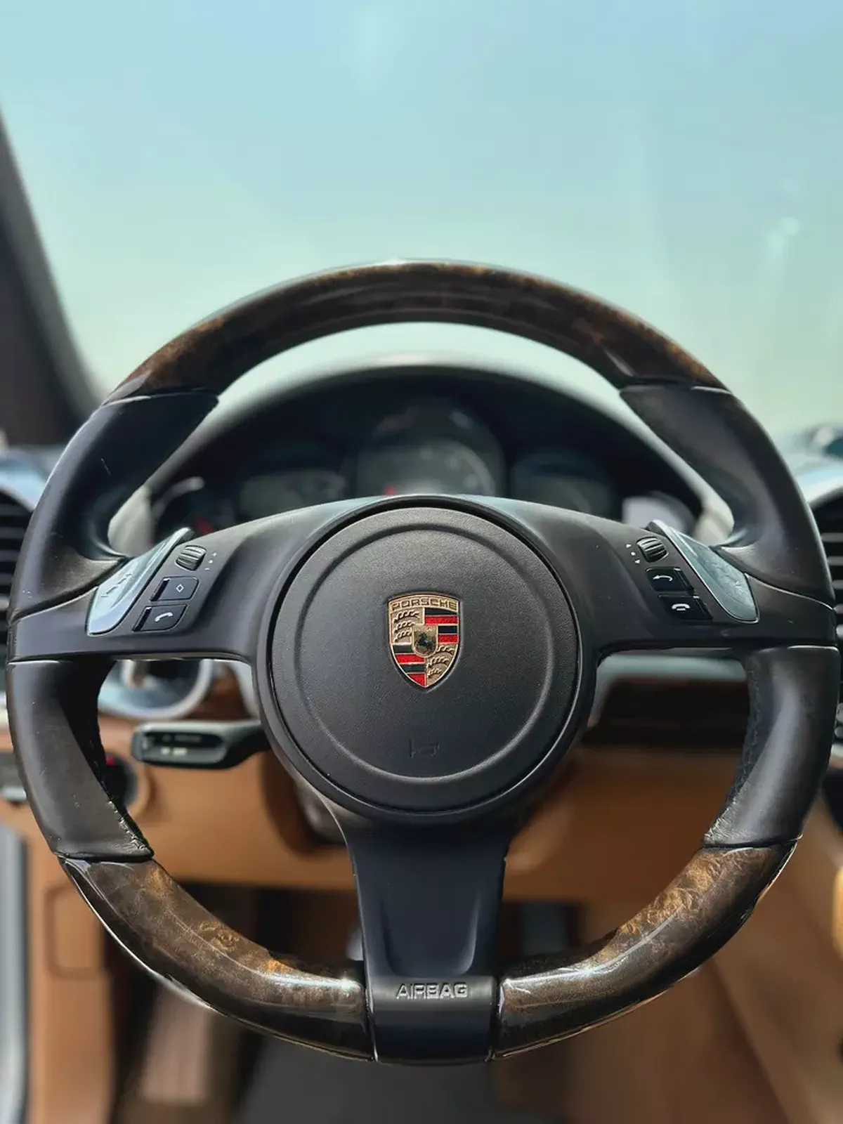 2014 Porsche Cayenne Hybrid | GCC Specs | 139,000 km | Excellent Condition-6-6