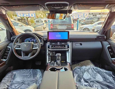 Toyota Land Cruiser VX HYBRID | 3.5L V6 PETROL | RADAR | PWR WITH LEATHER SEATS | 360* CAMERAS | SUNROOF | BID DVD | JBL-4