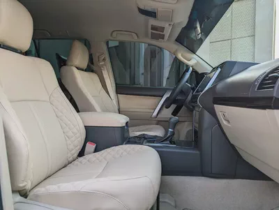 Toyota Prado TXL 2023 GCC V4 2.7L ACCIDENT FREE LOW MILEAGE IN EXCELLENT CONDITION-7