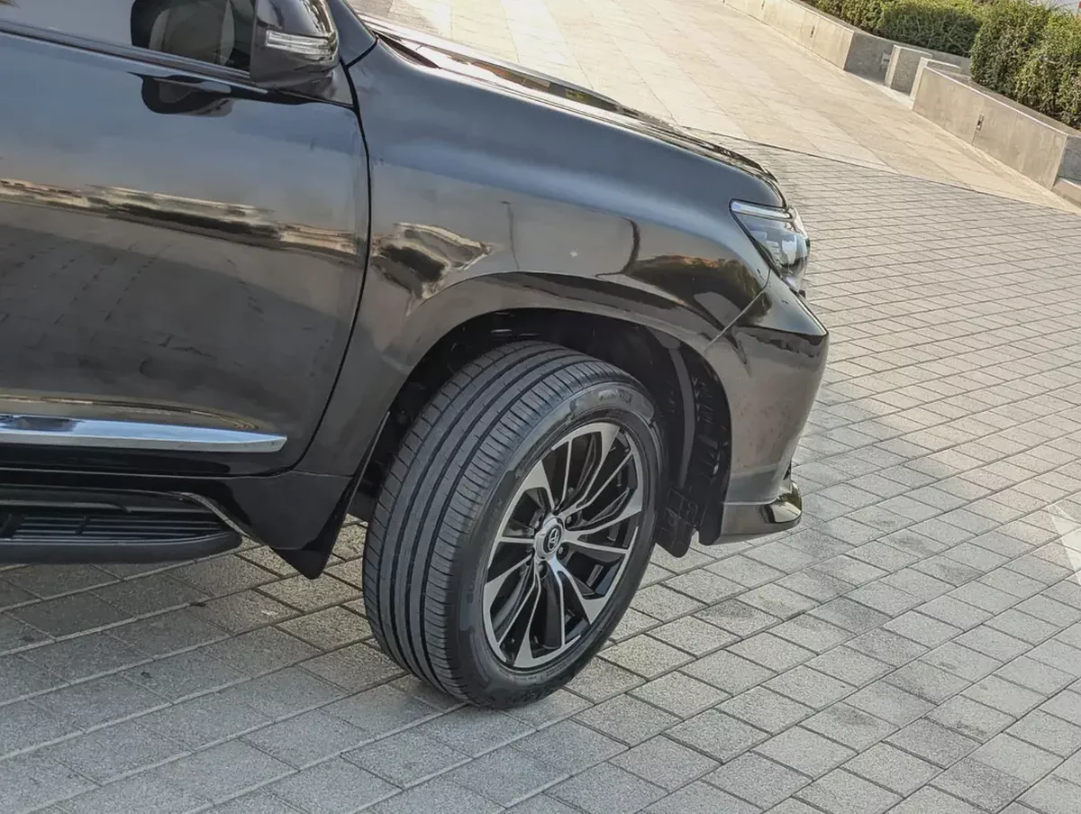 Toyota Prado TXL 2023 GCC V4 2.7L ACCIDENT FREE LOW MILEAGE IN EXCELLENT CONDITION-10-10