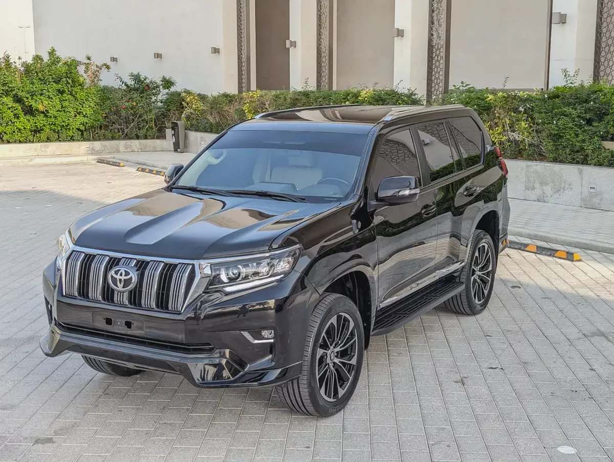 Toyota Prado TXL 2023 GCC V4 2.7L ACCIDENT FREE LOW MILEAGE IN EXCELLENT CONDITION