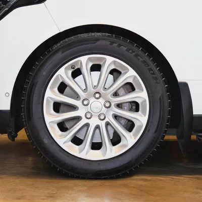 AED 2,490 p.m • 0% Downpayment • Range Rover Vogue Supercharged • 1 Year Warranty-6