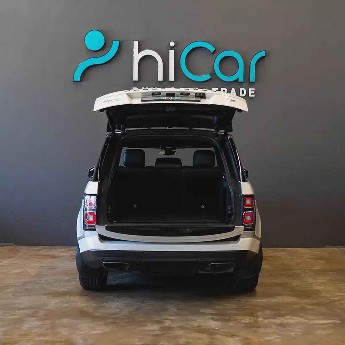 AED 2,490 p.m • 0% Downpayment • Range Rover Vogue Supercharged • 1 Year Warranty-5-5