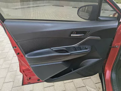 Toyota C-HR Hybrid GX 2020 GCC Specs - Interior and Exterior Excellent Condition Experience the-15