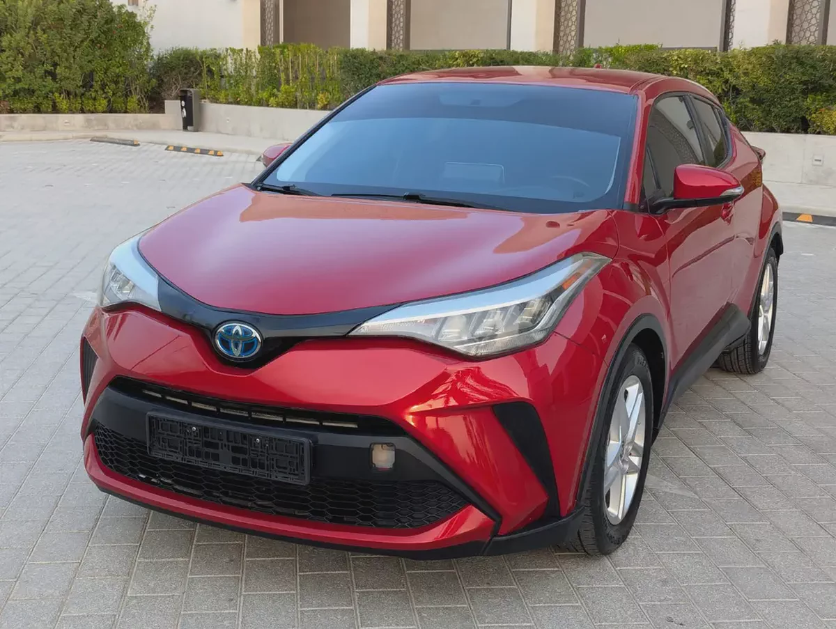 Toyota C-HR Hybrid GX 2020 GCC Specs - Interior and Exterior Excellent Condition Experience the-1-1