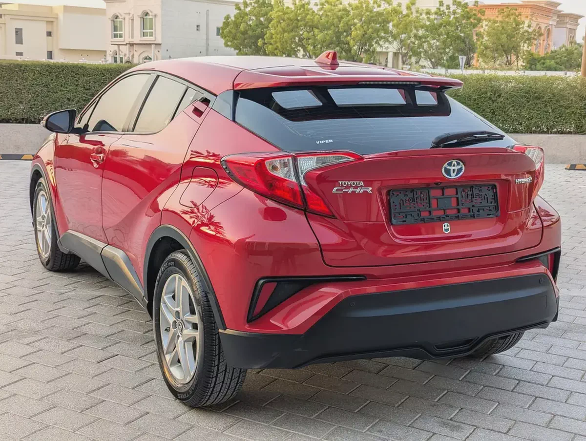 Toyota C-HR Hybrid GX 2020 GCC Specs - Interior and Exterior Excellent Condition Experience the-5-5