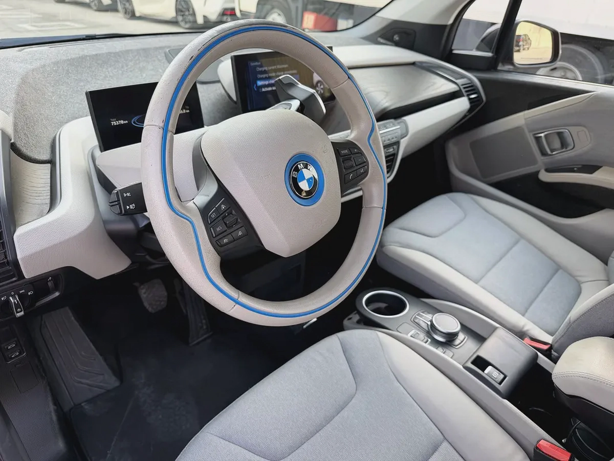 2020 BMW i3S M-11-11