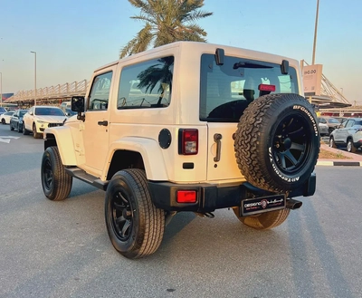 GCC Specs 2015 Jeep Wrangler Sahara - Ready for Adventure!-5