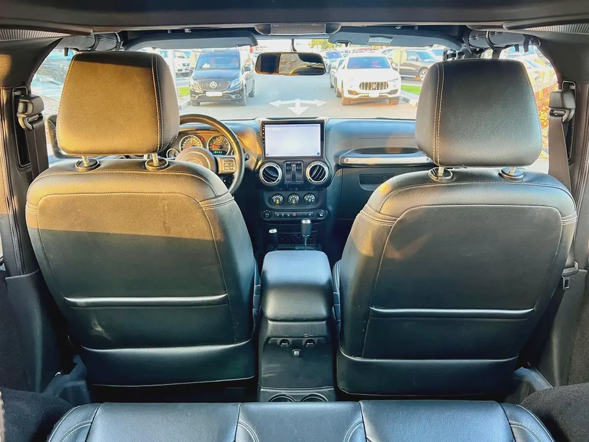 GCC Specs 2015 Jeep Wrangler Sahara - Ready for Adventure!-16-16