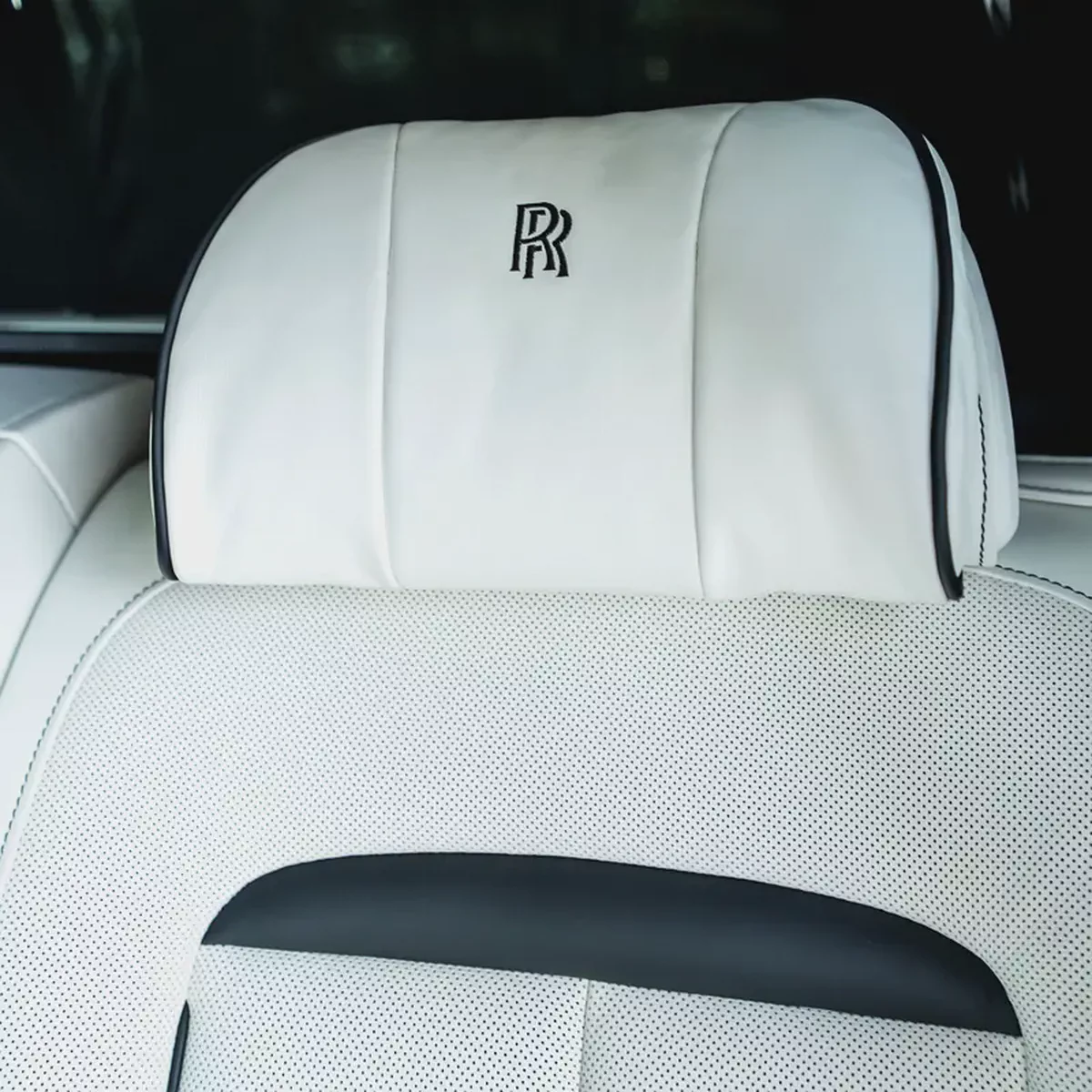 2021 Rolls-Royce Cullinan Black Badge ( MANSORY KIT ) DONE 67,000KM-12-12