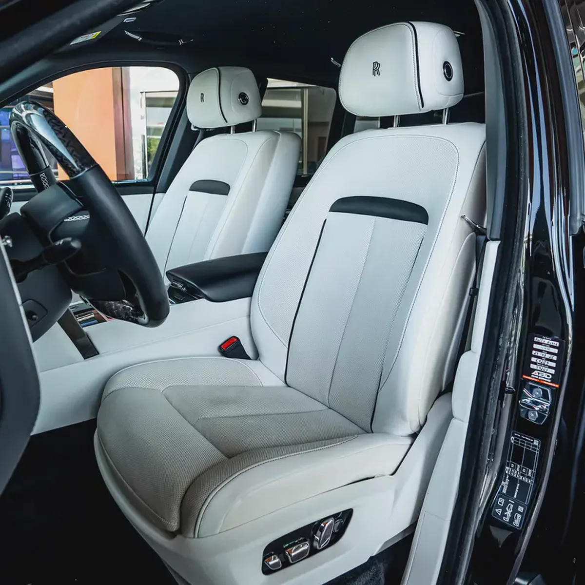 2021 Rolls-Royce Cullinan Black Badge ( MANSORY KIT ) DONE 67,000KM-5-5