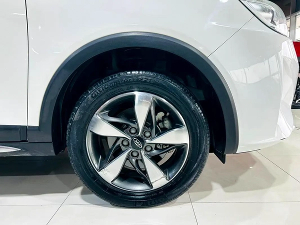 JAC S3 WHITE 2023 4 CYLINDER 1.6L - GCC SPECIFICATION