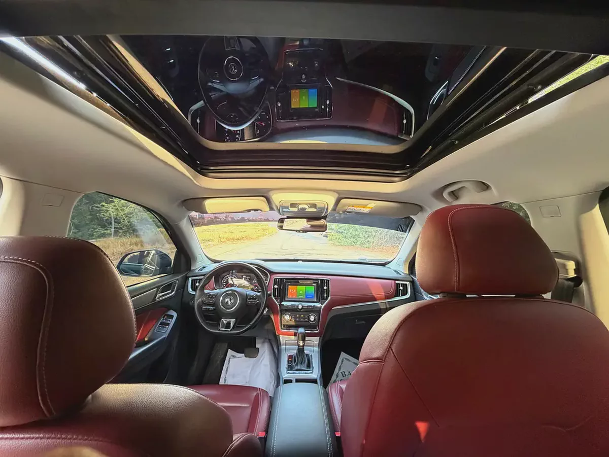 MG RX5 Luxury 2023 - GCC Specs - Excellent Conditio-ORIGINAL PAINT-11-11