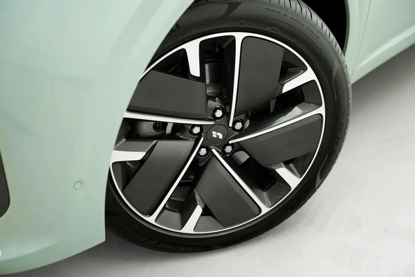 2025 LI AUTO L6 MAX FACELIFT
