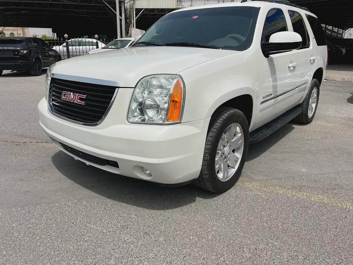 GMC Yukon SLE 2014 - American Specs - GCC Car-1-1
