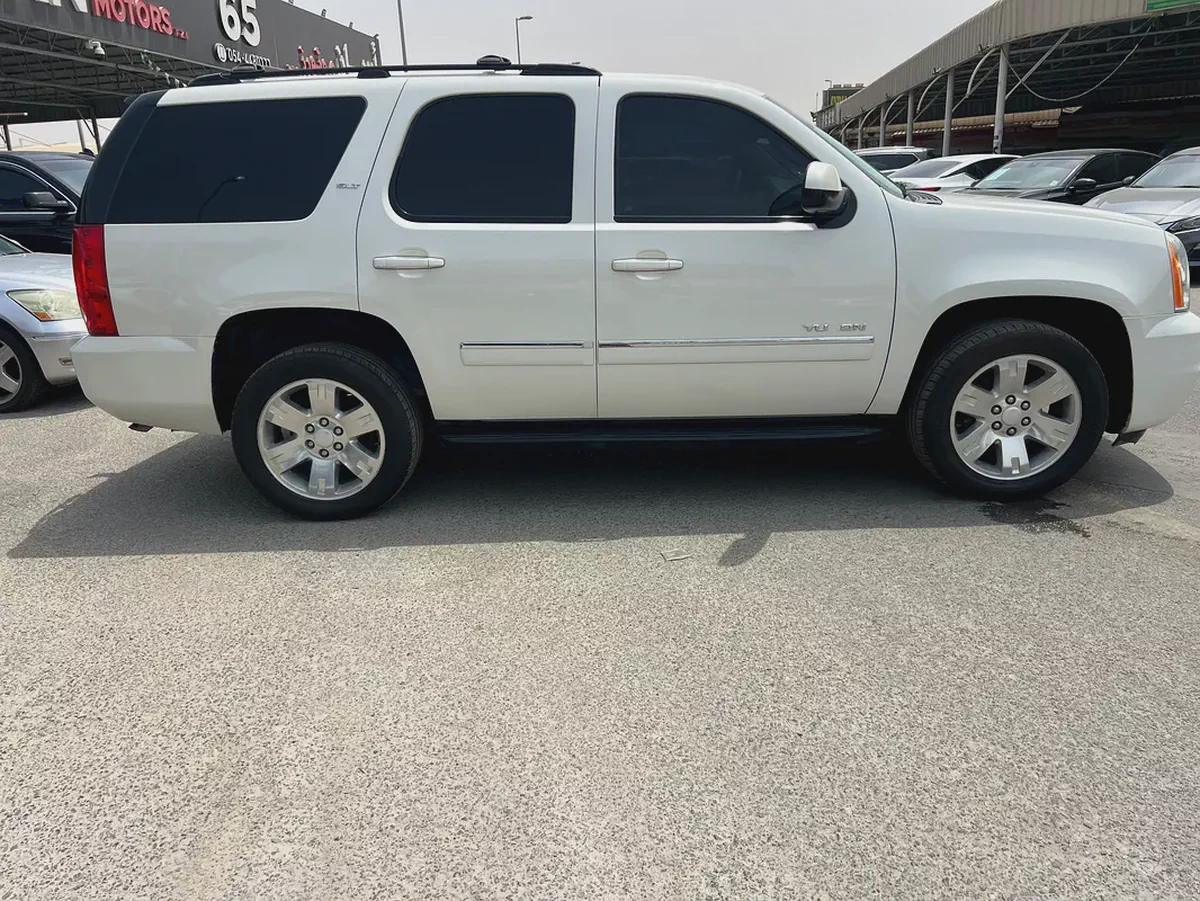 GMC Yukon SLE 2014 - American Specs - GCC Car-6-6